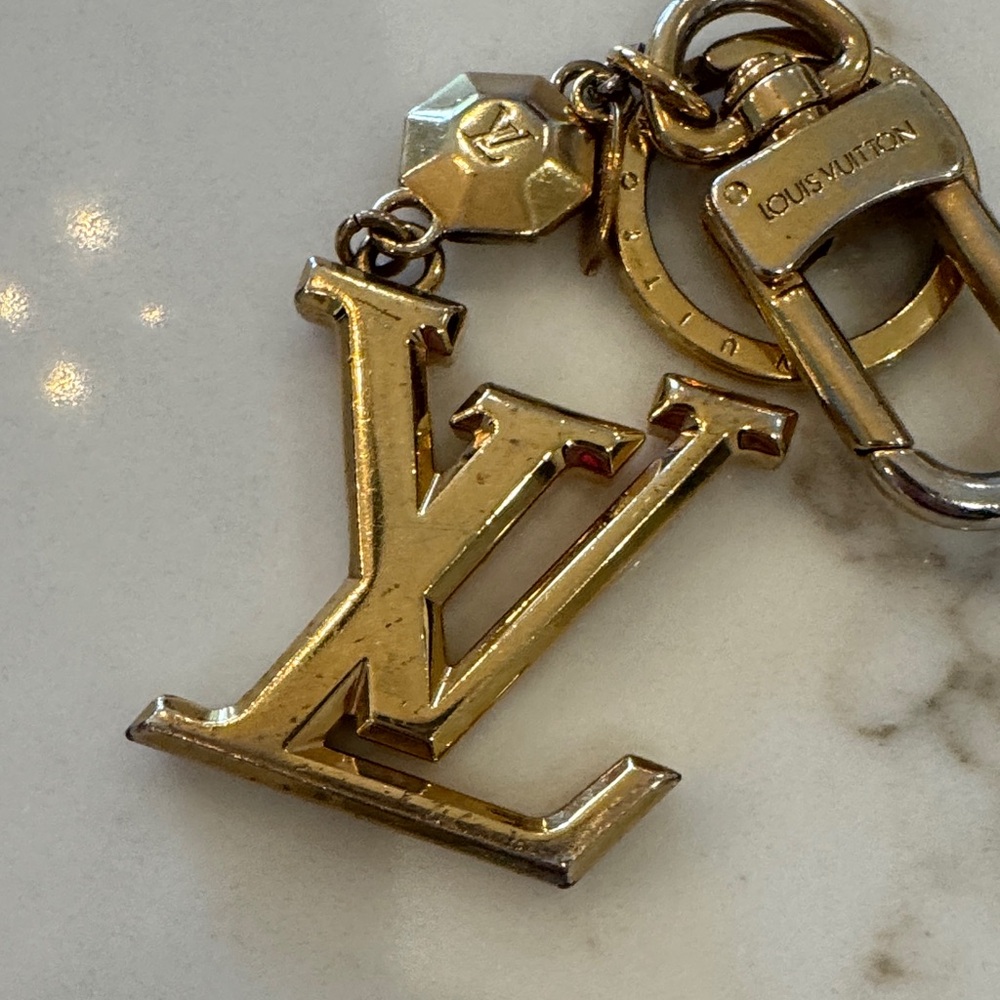 Authentic Louis Vuitton Gold Bag Charm - Picture 5 of 8